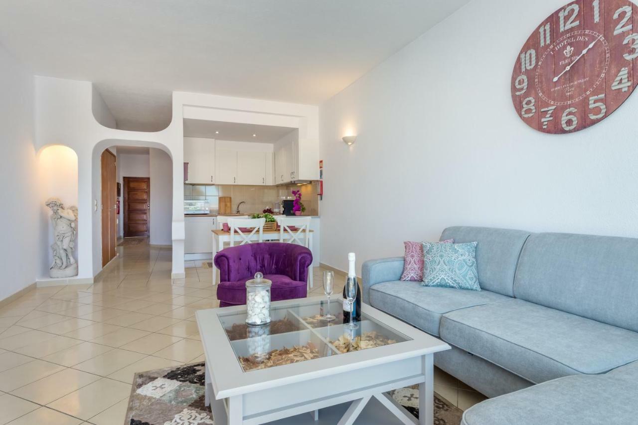 Camilla Apartment *
